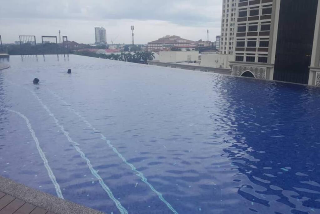 Mizrai Troika Homestay With Kota Bharu City View المظهر الخارجي الصورة